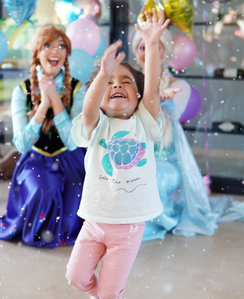 my mascotte marseille toulon nice fete enfant anna reine des neiges spectacle princesse disney magie maquillage deguisement 2024
